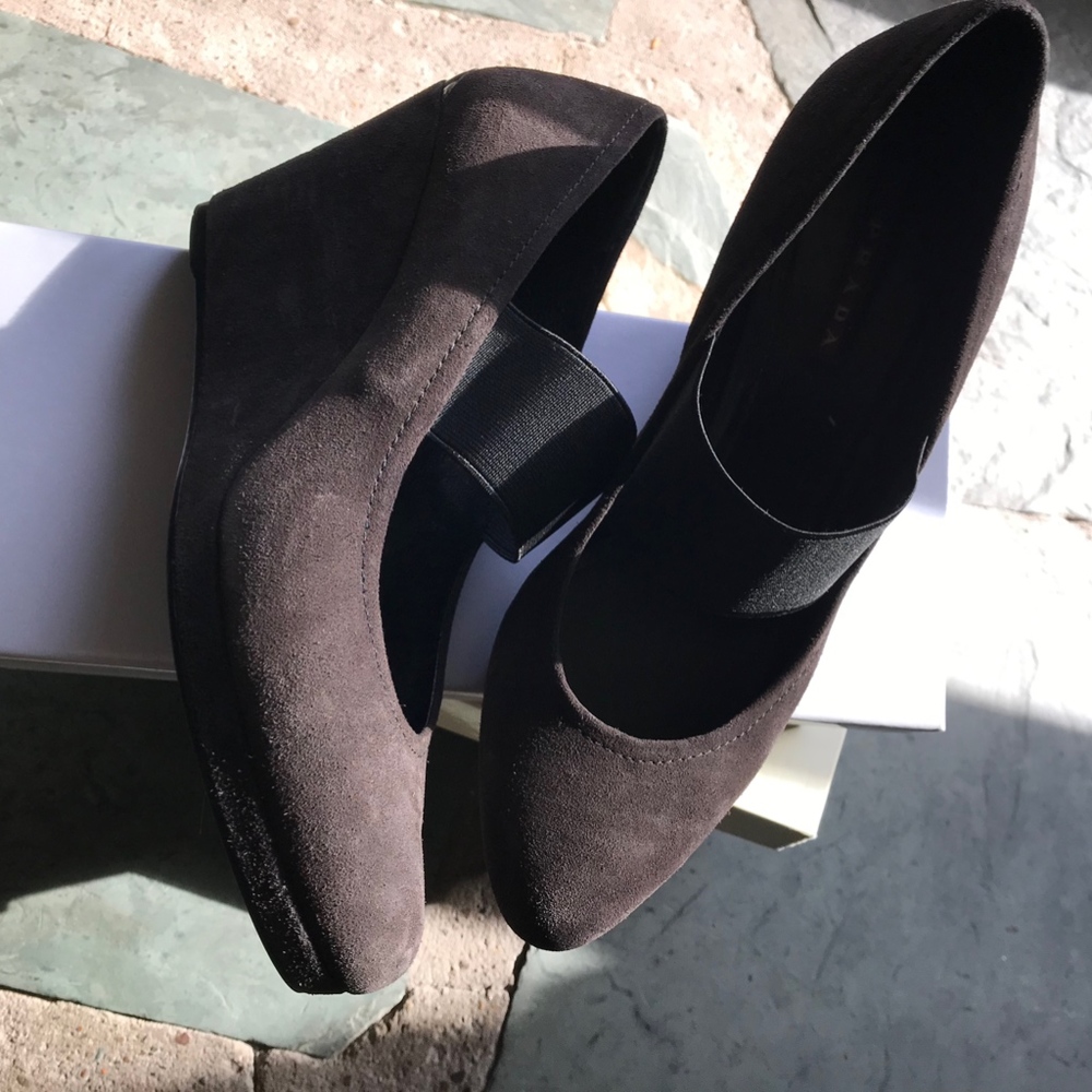 PRADA Suede Wedge MaryJane - Picture 5 of 5